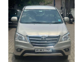 toyota-innova-2013-small-0